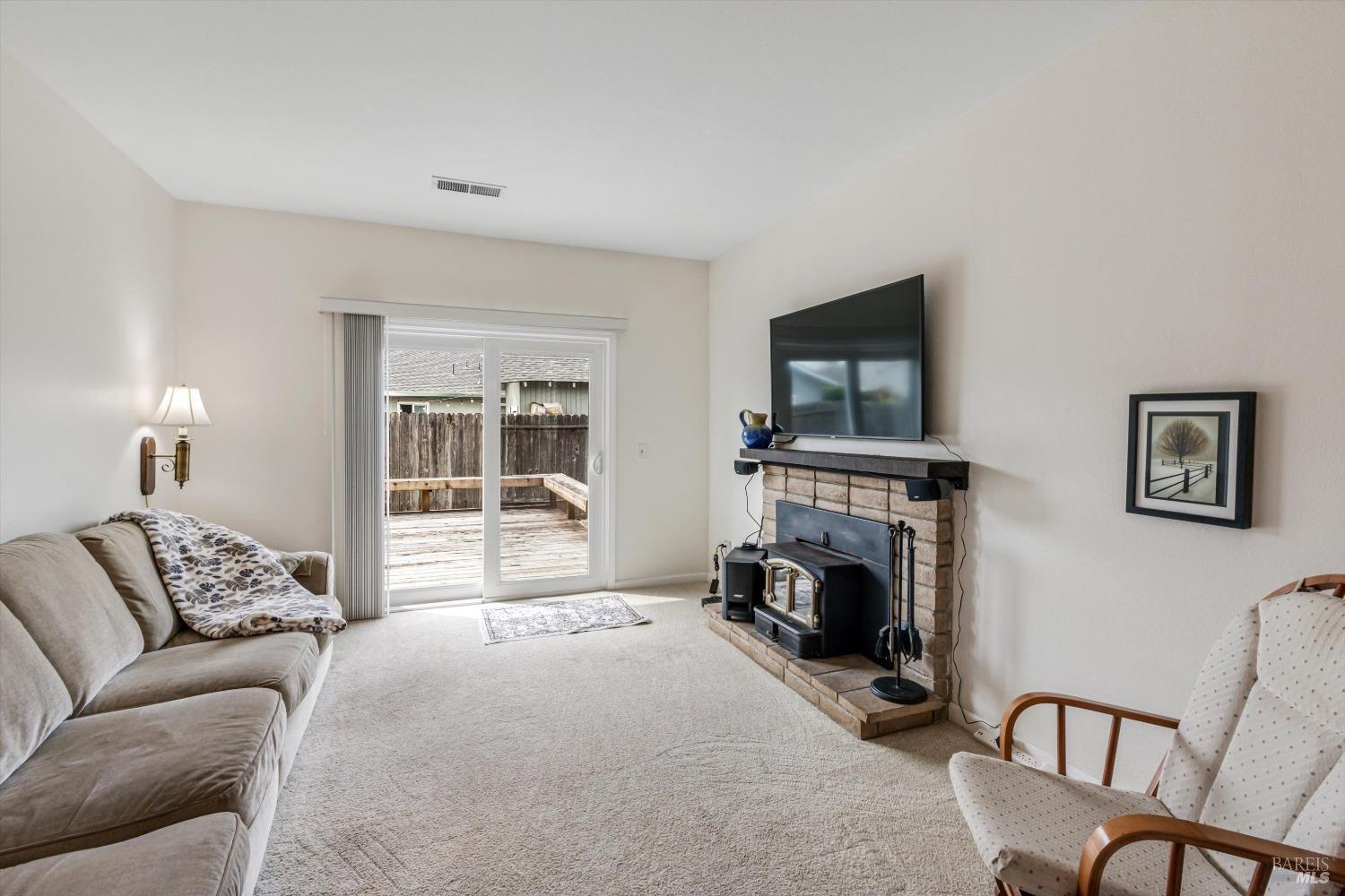 327 Burlwood Ct