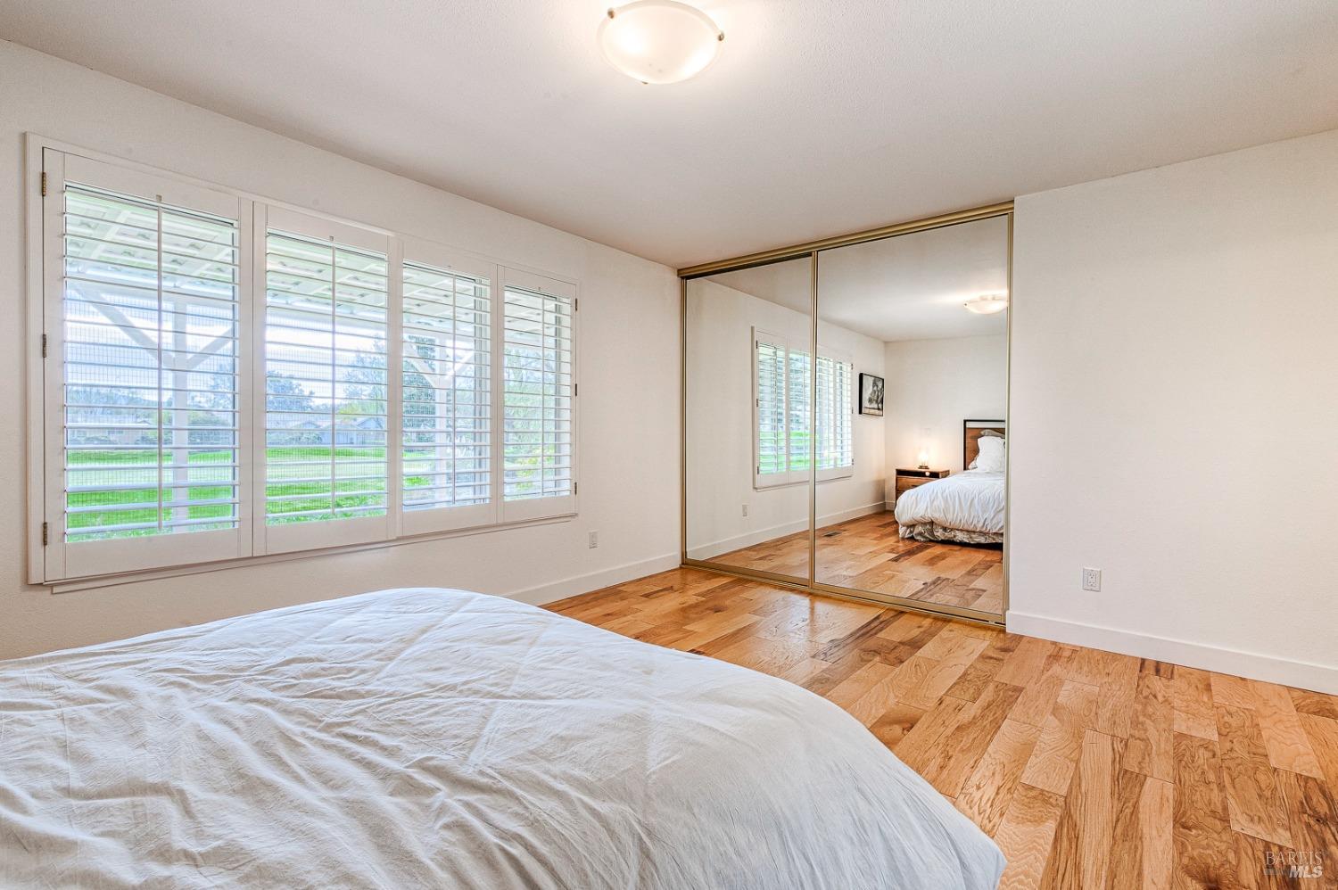 439 Twin Lakes Cir