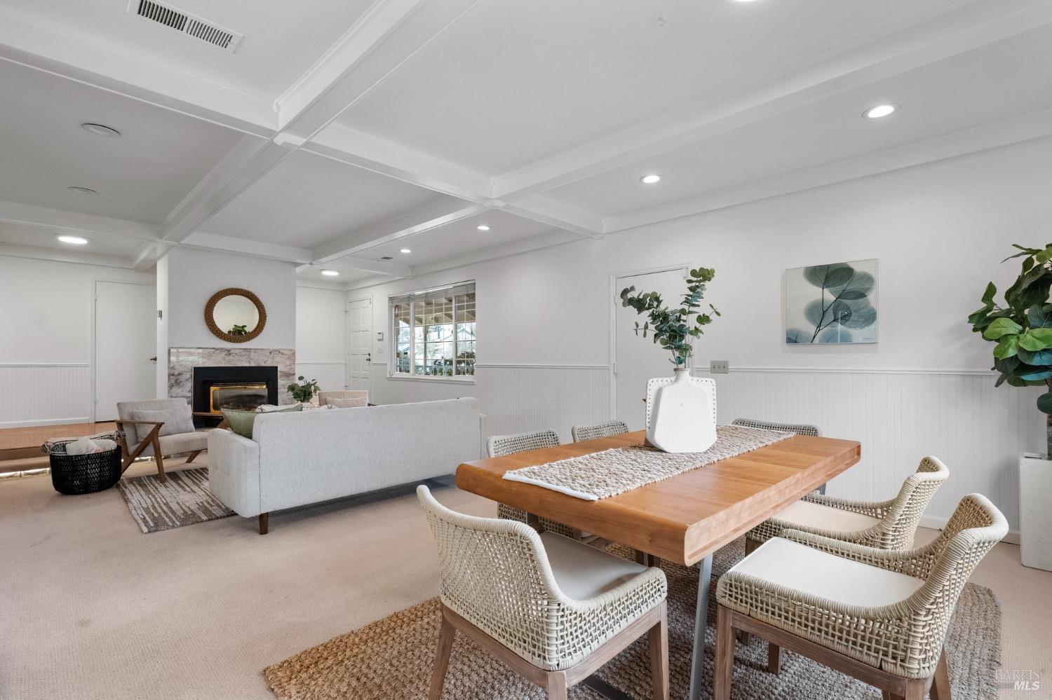 2171 Alejandro Dr