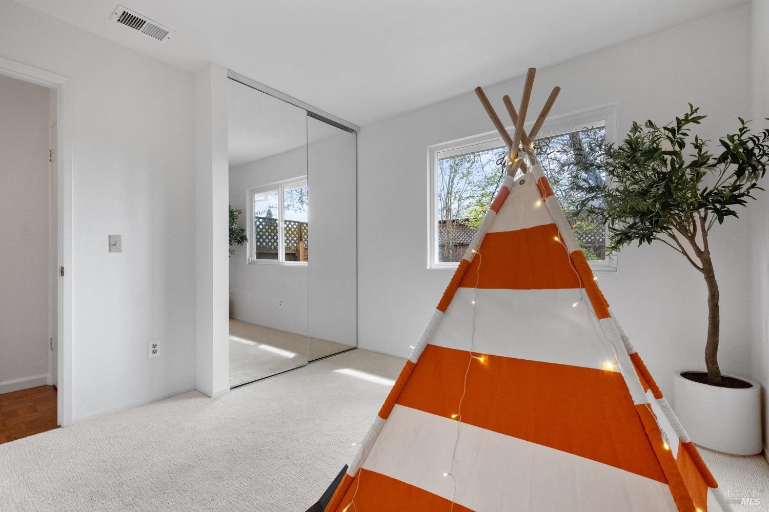 2171 Alejandro Dr