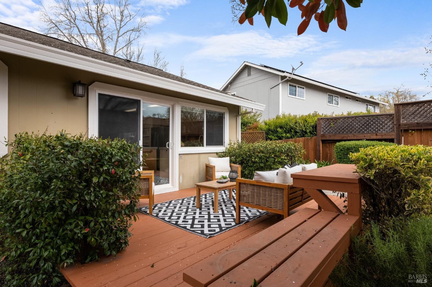 2171 Alejandro Dr