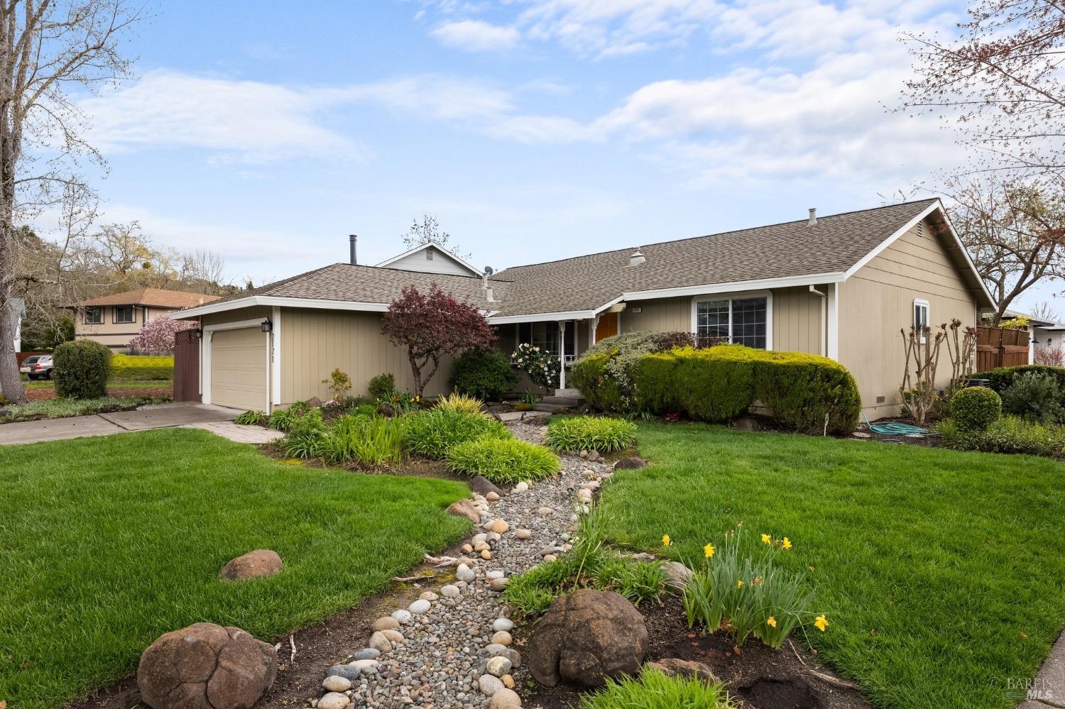 2171 Alejandro Dr
