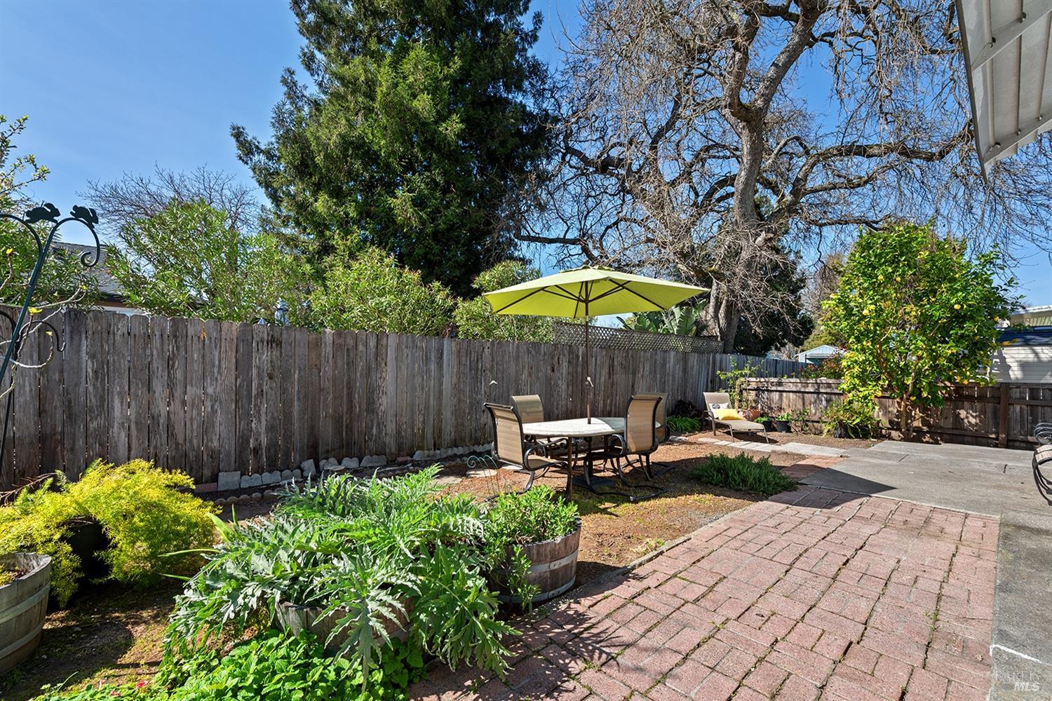 92 Westgate Cir