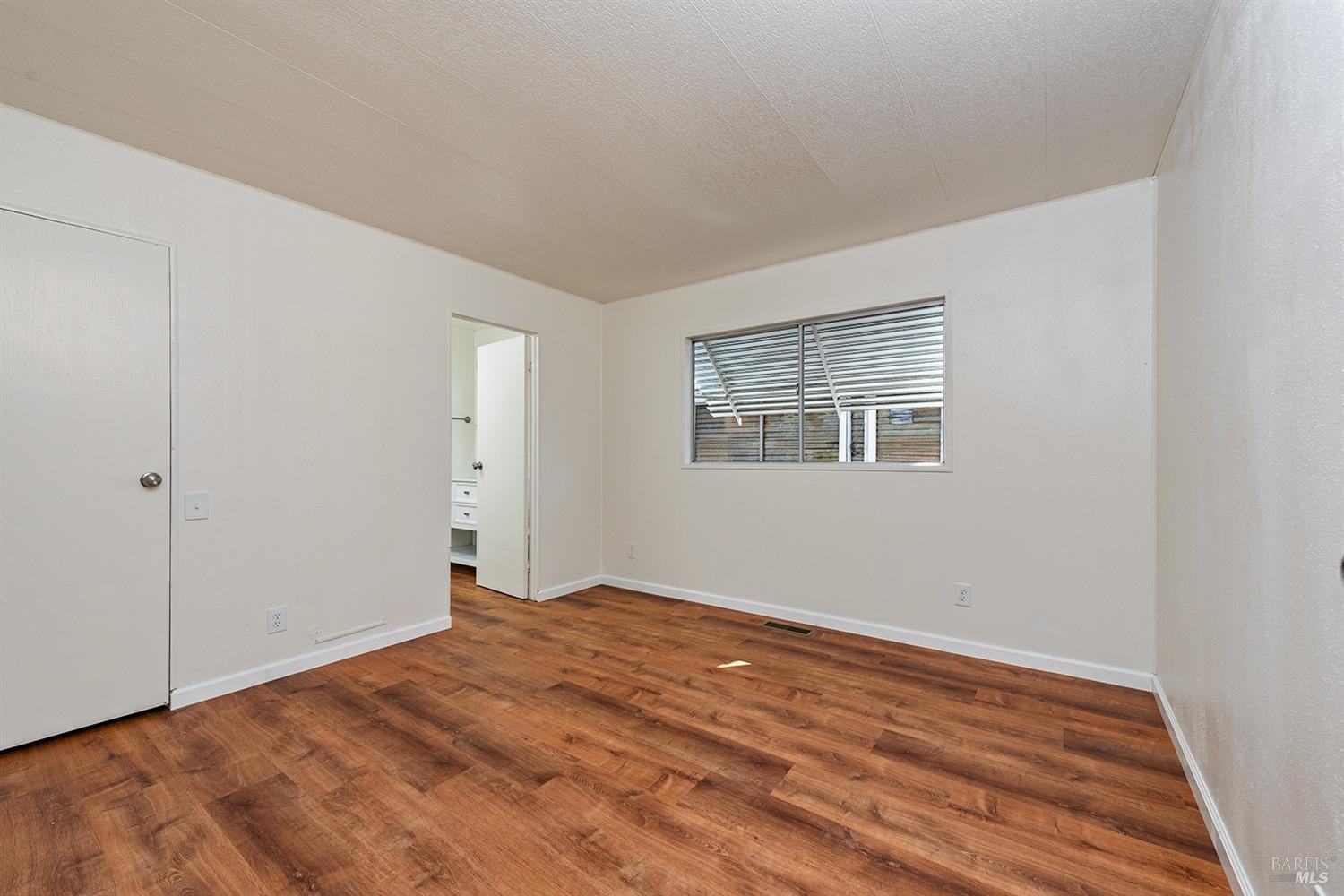 92 Westgate Cir