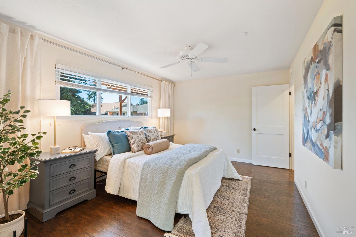 305 Cypress Cir