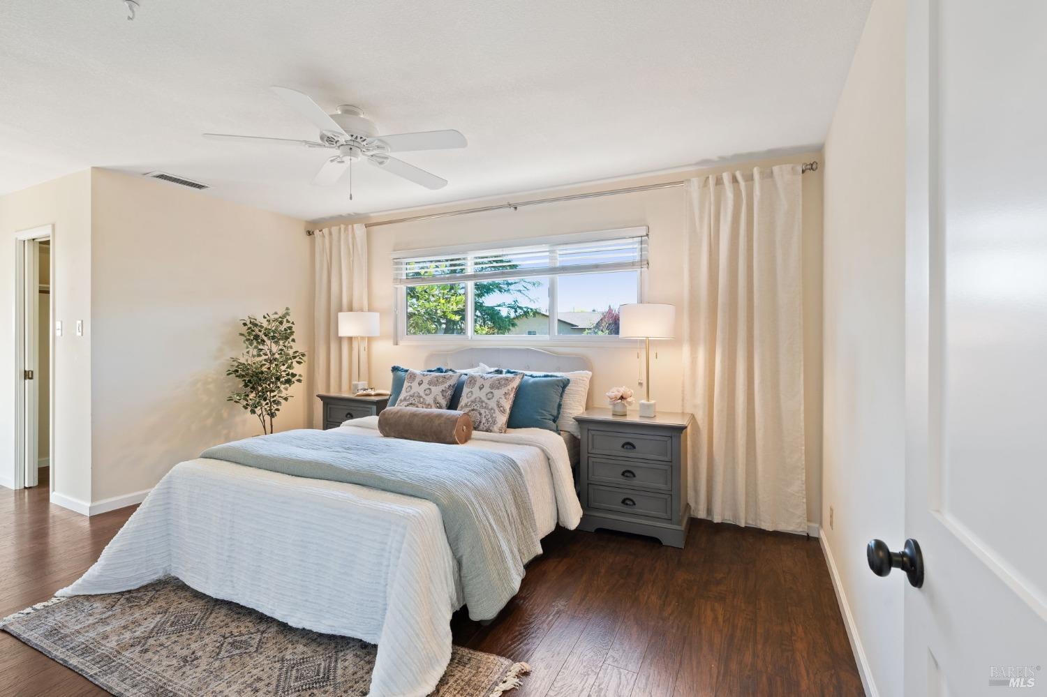 305 Cypress Cir