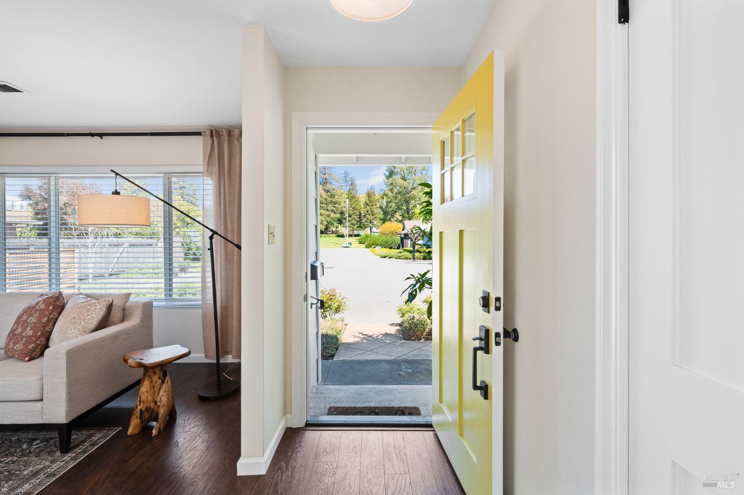 305 Cypress Cir
