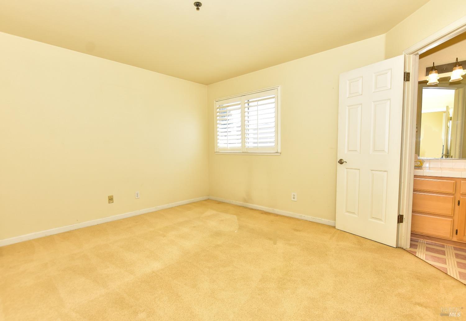 14 Avalon Ct