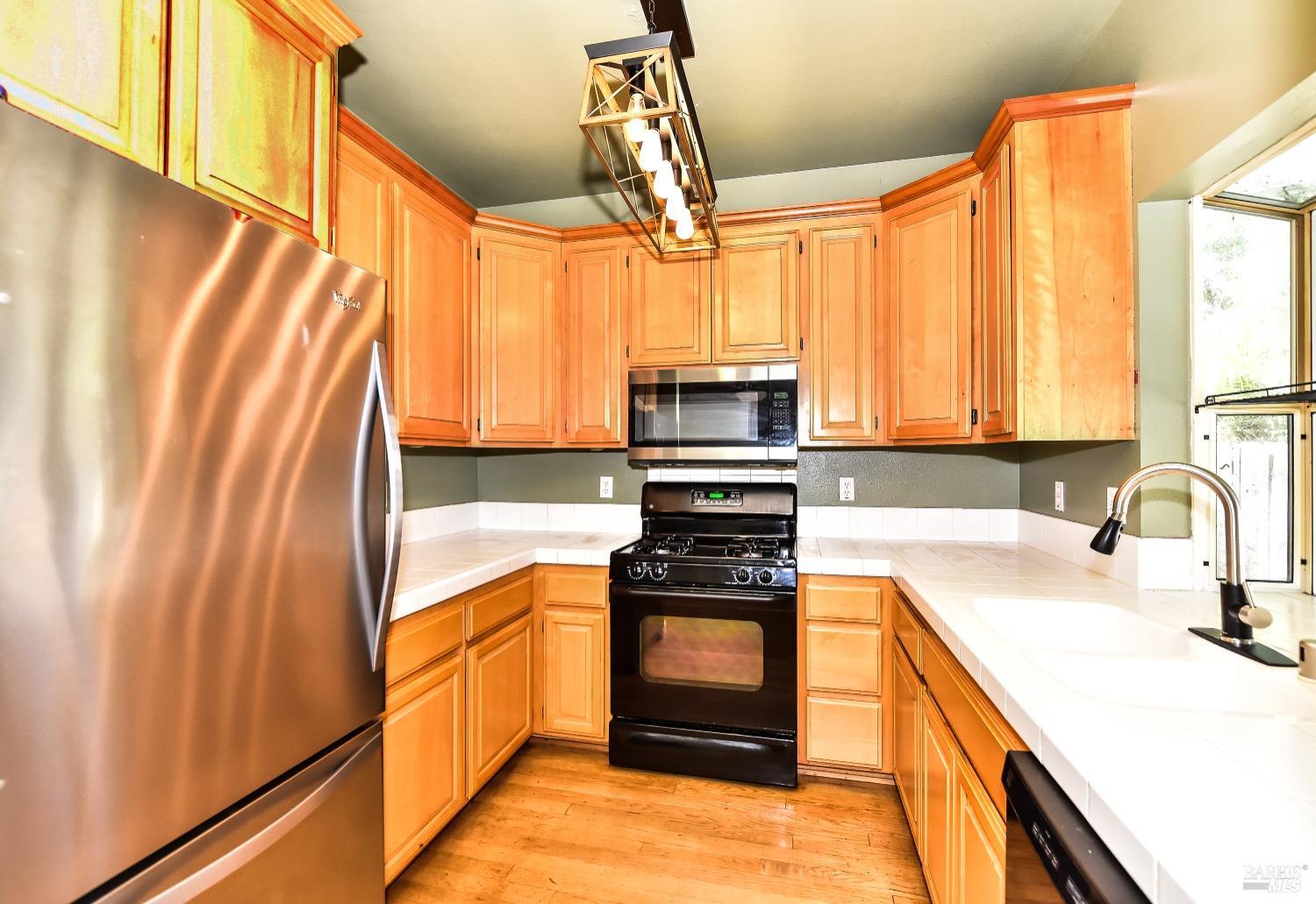 14 Avalon Ct