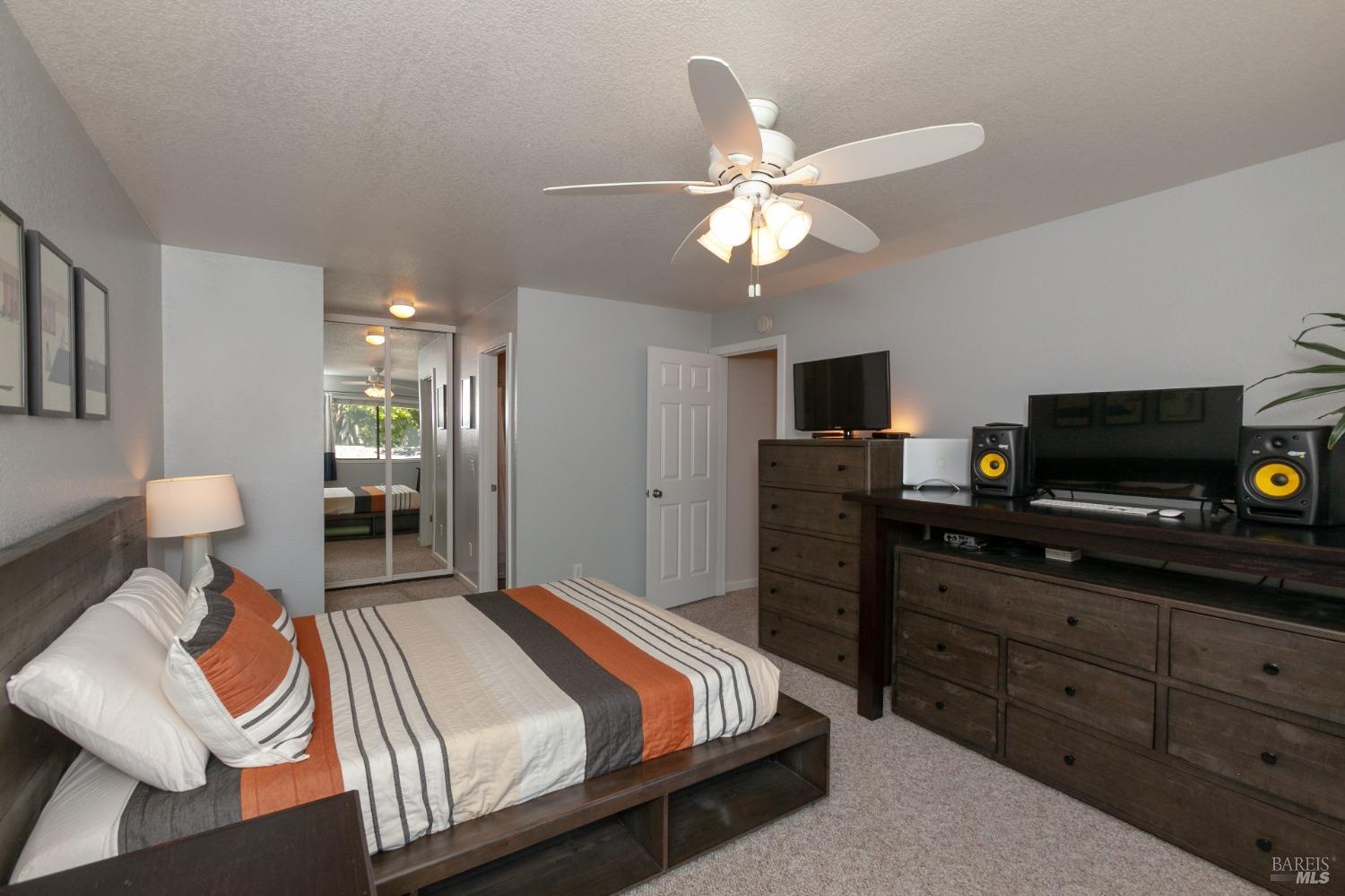 426 Occidental Cir