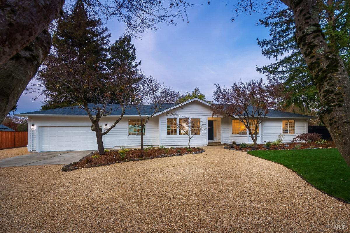 1941 Weiss Ln