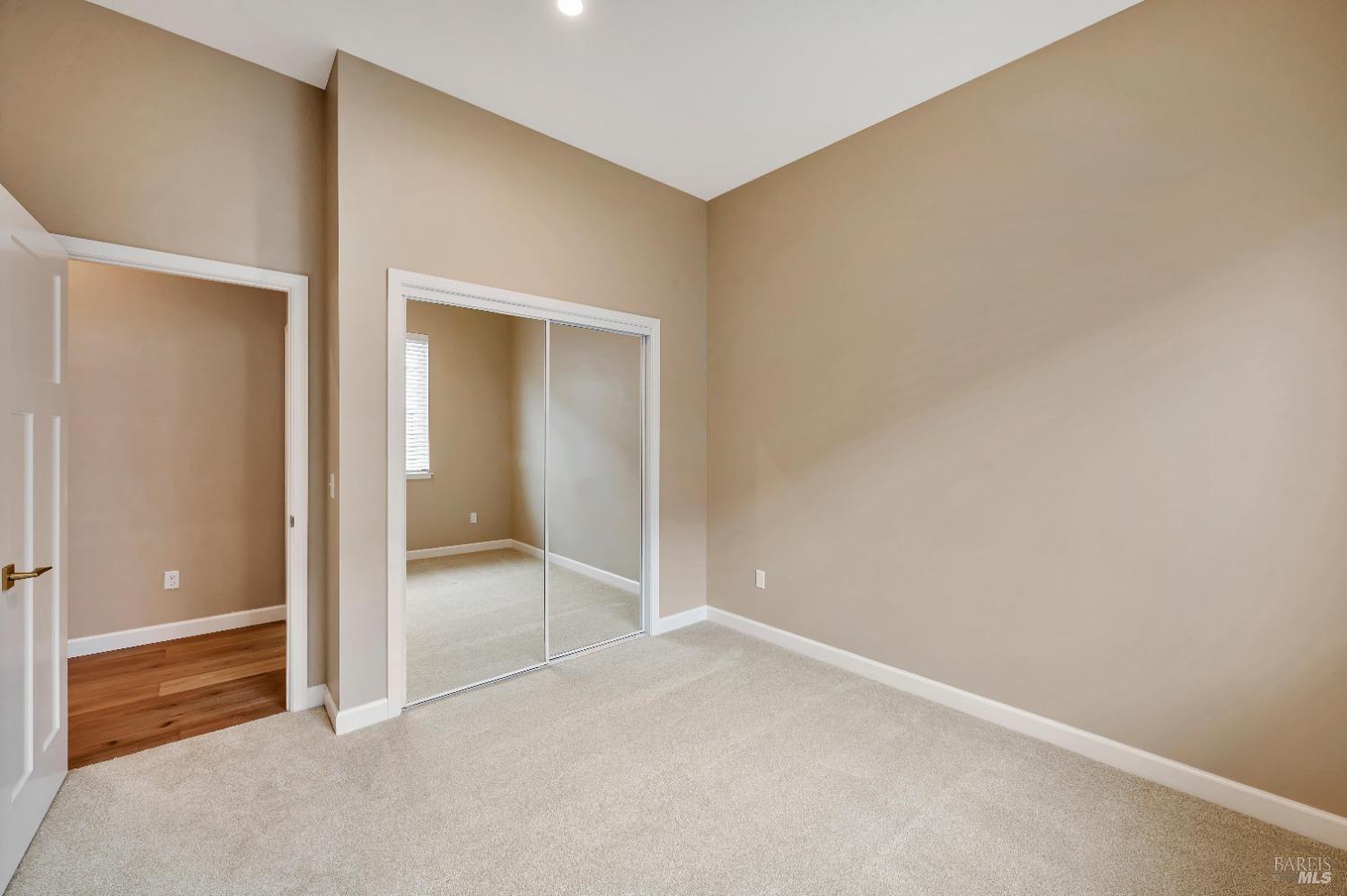 215 Darbster Pl