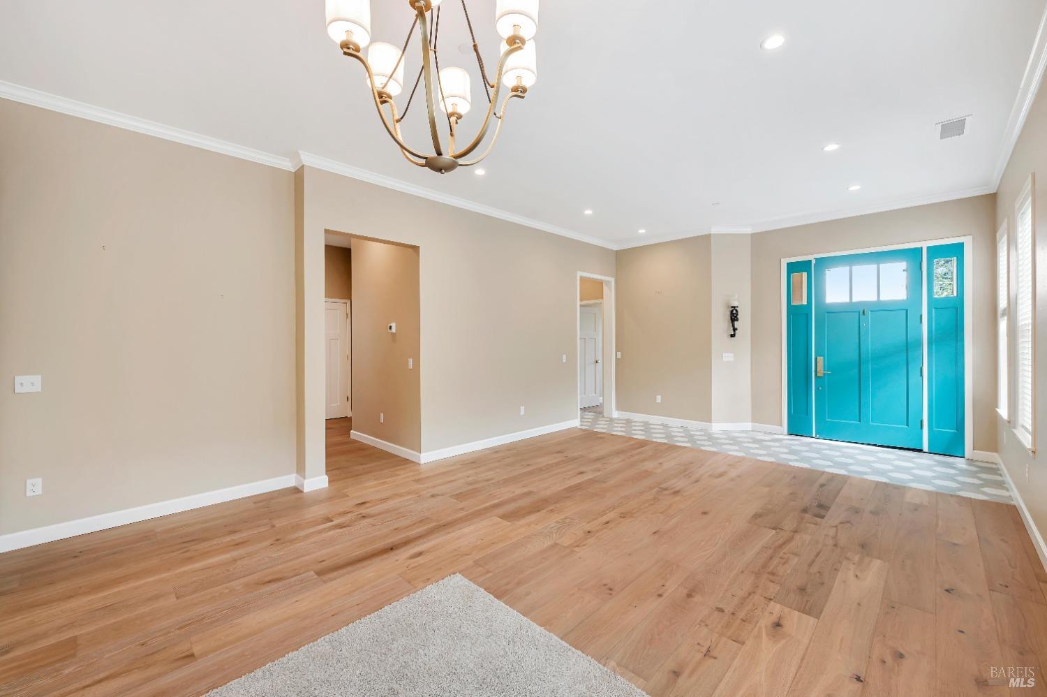 215 Darbster Pl