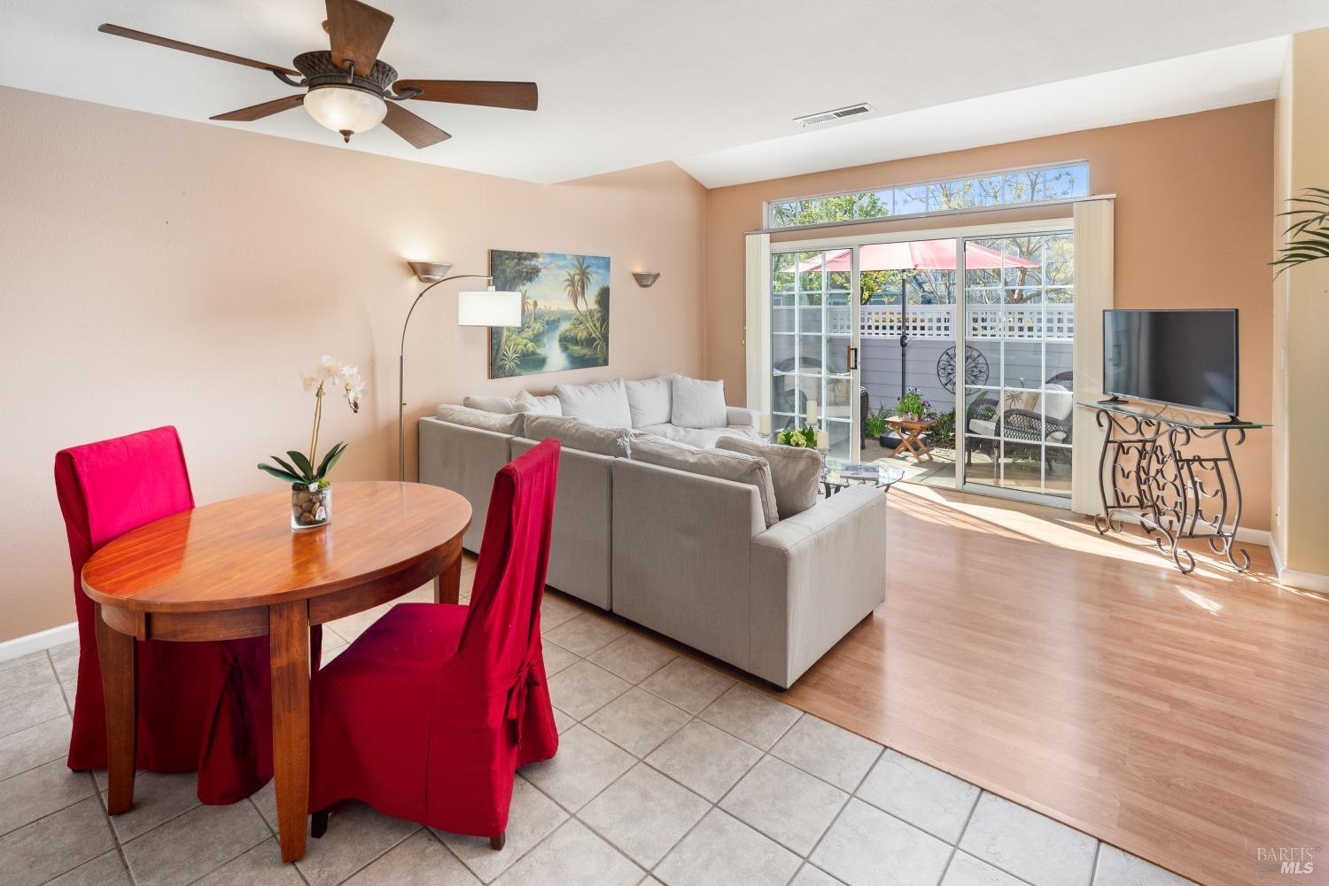 628 Ryan Ln
