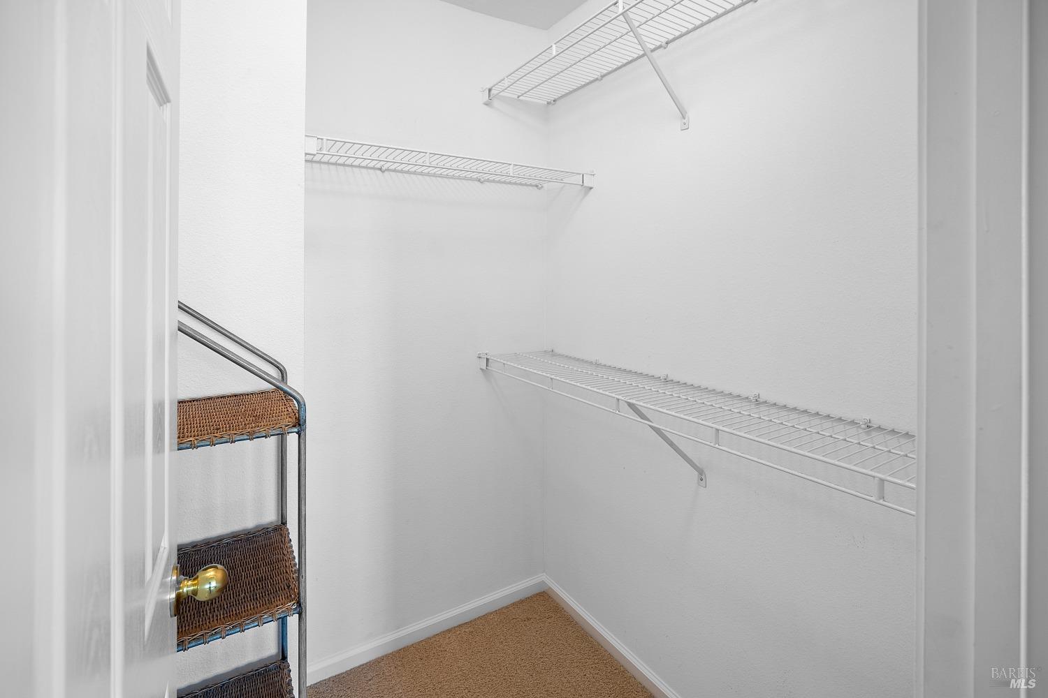628 Ryan Ln