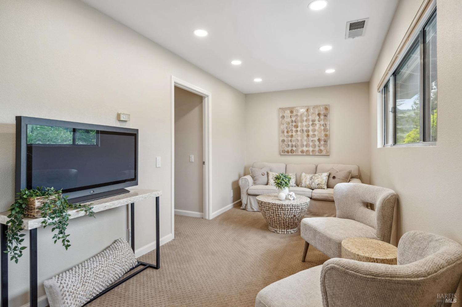 1078 Estes Dr