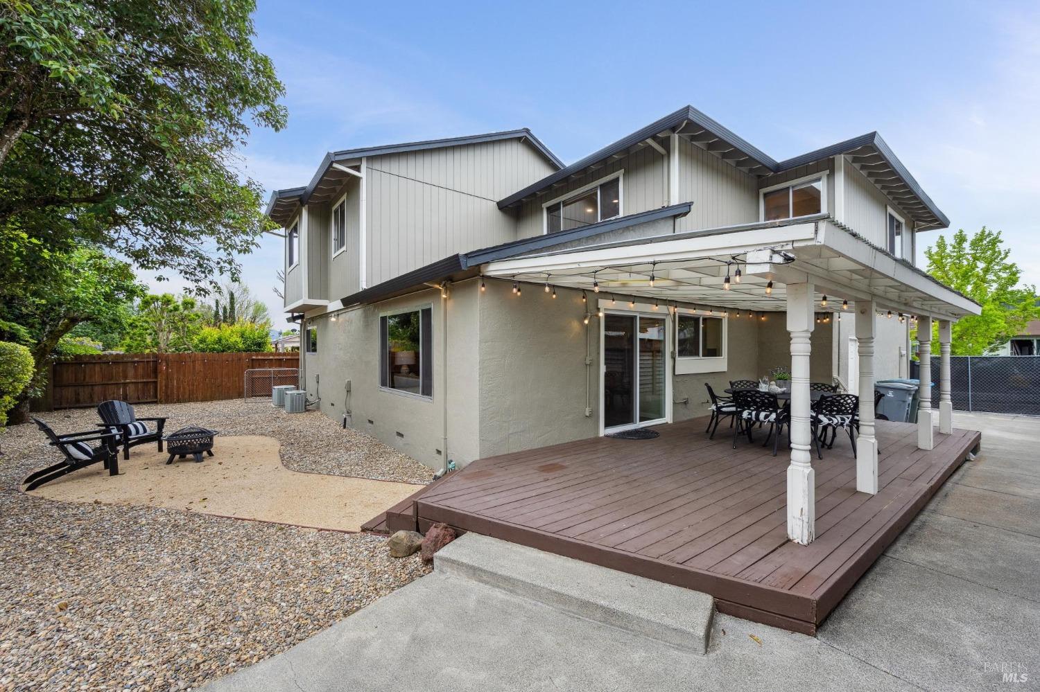 1078 Estes Dr