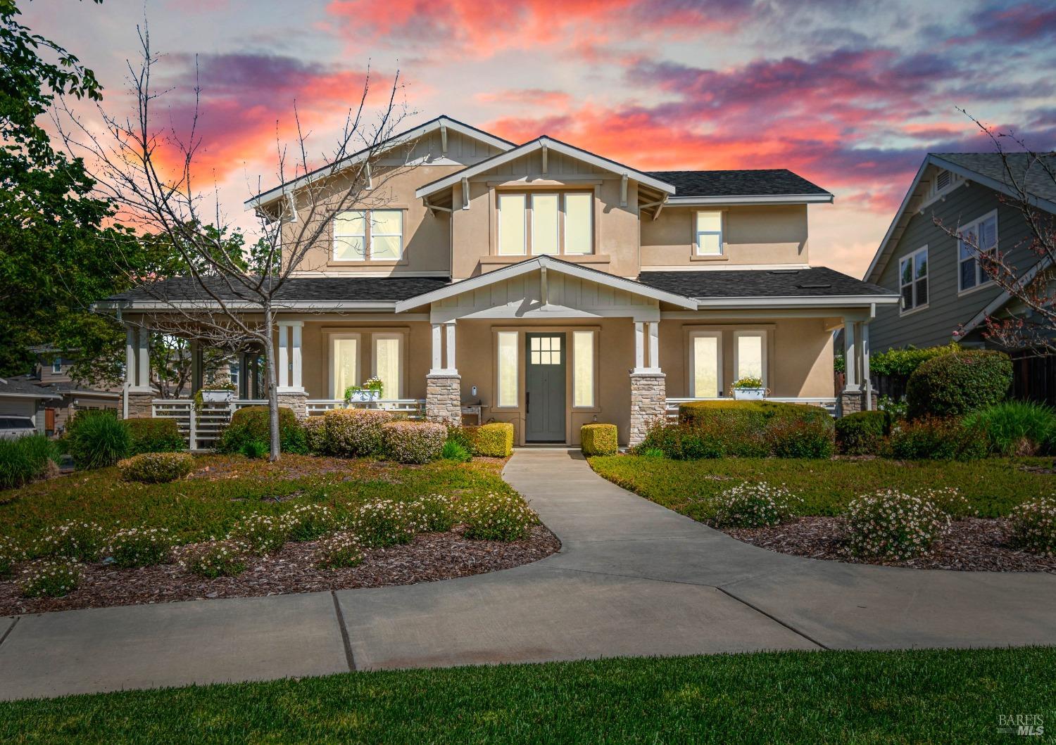 1123 Channing Way
