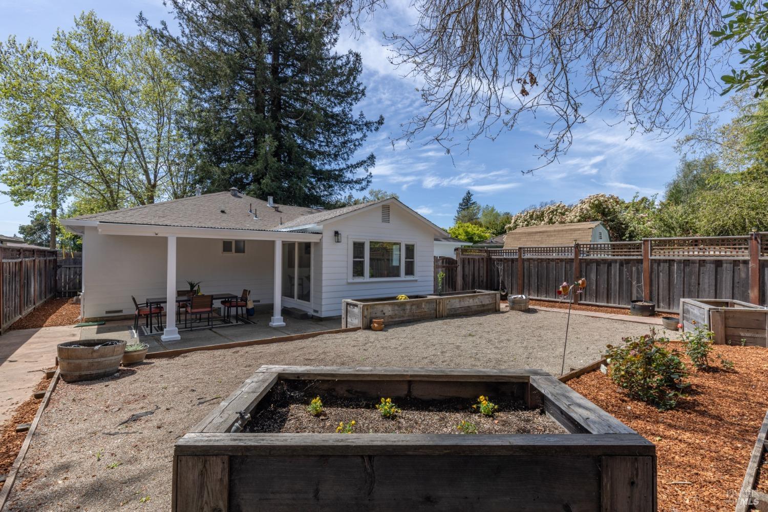 762 Alaska Dr