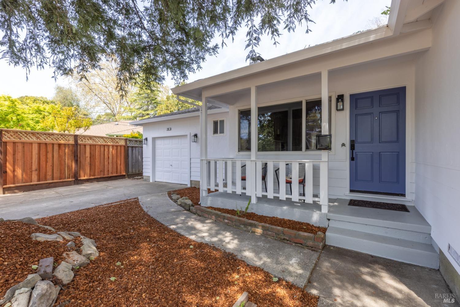 762 Alaska Dr
