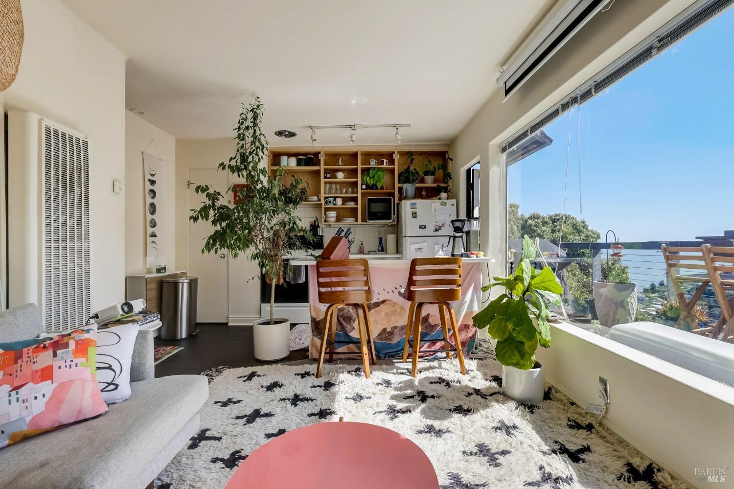 508-510 Sausalito Blvd