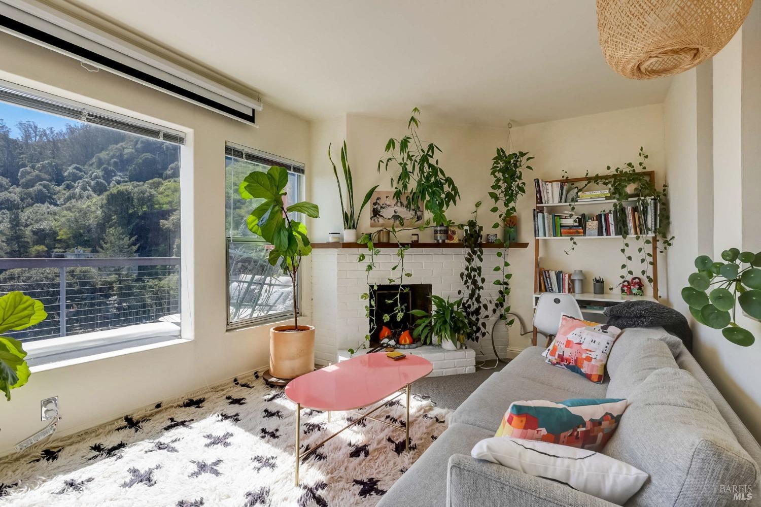508-510 Sausalito Blvd