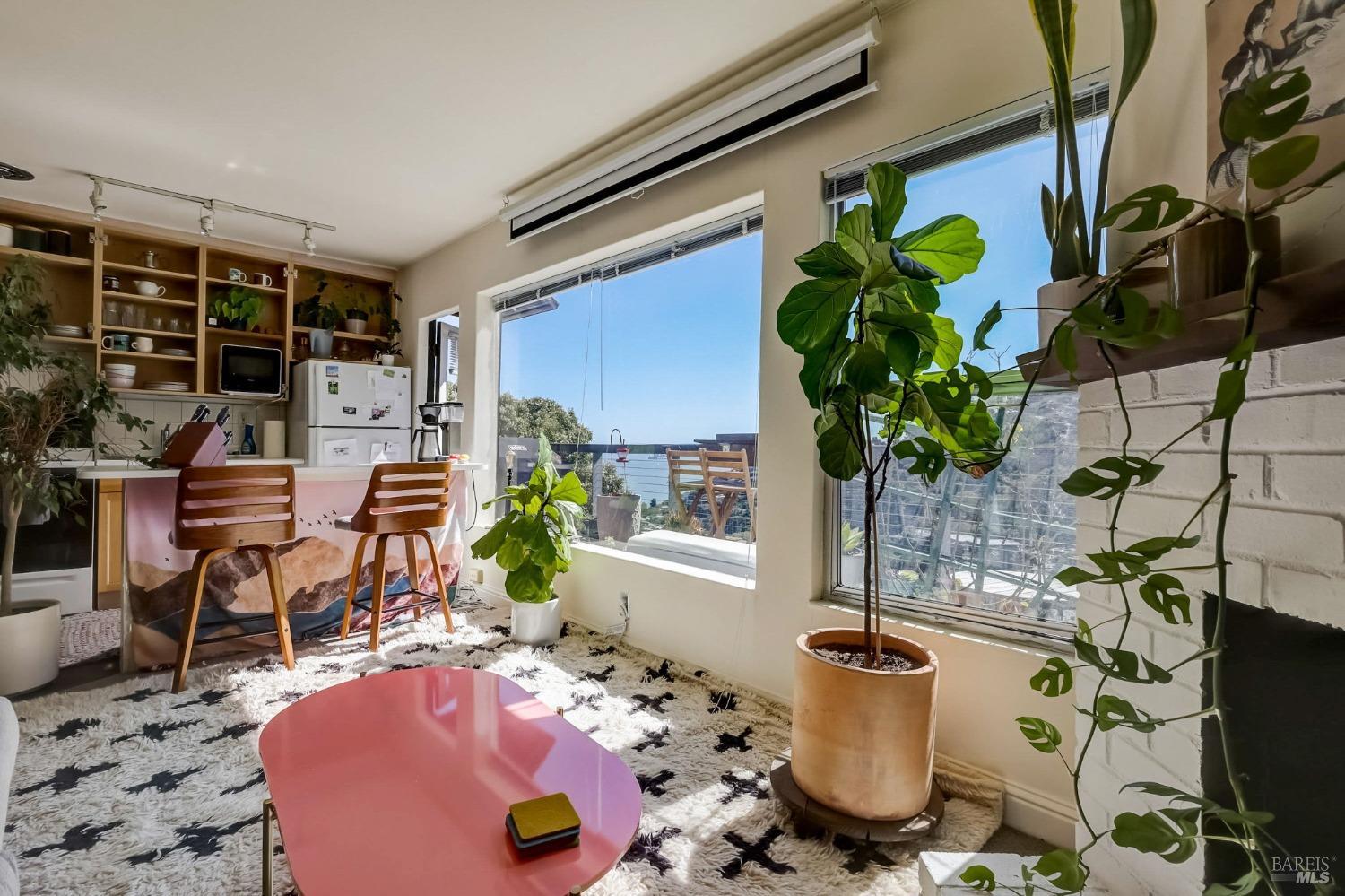 508-510 Sausalito Blvd
