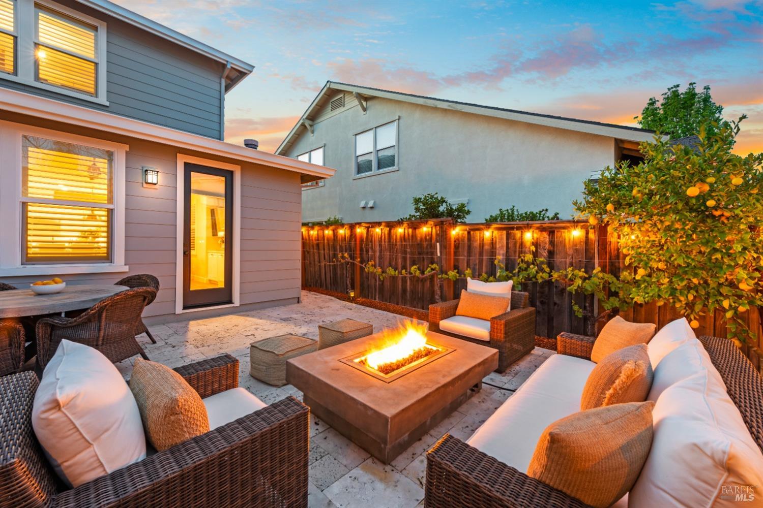 1109 Ironstone Ln