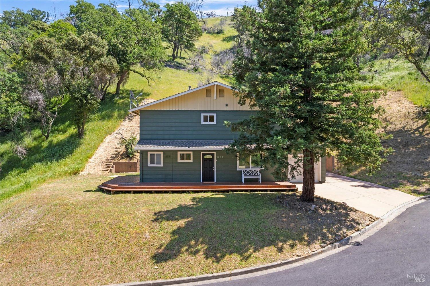 1030 Arroyo Linda Ct