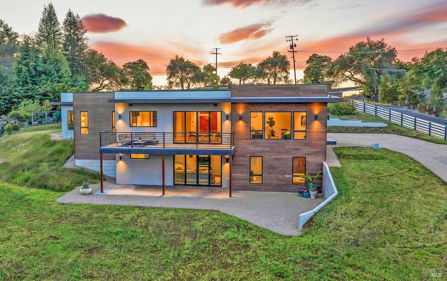 1239 Wikiup Dr