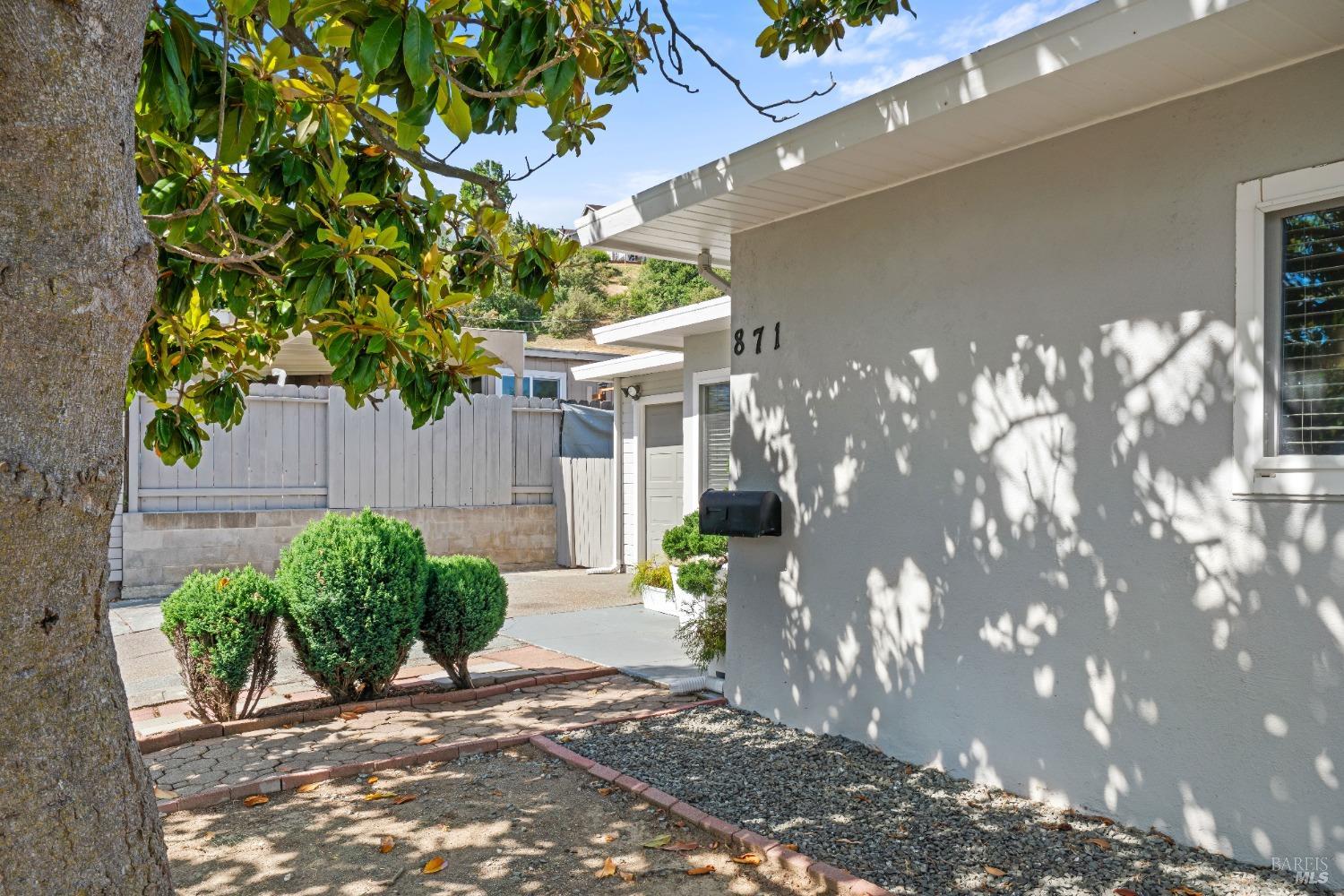 871 Palou Street