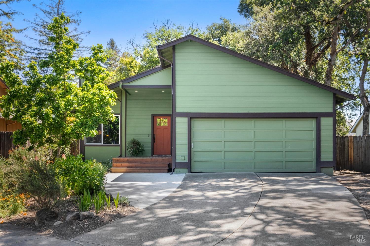 2447 Westpoint Pl