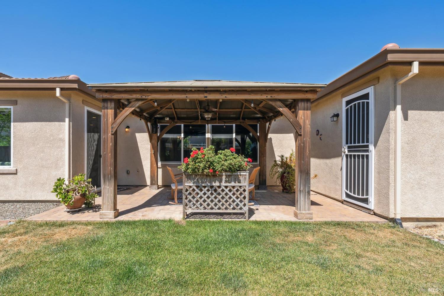 3054 Beckham Court