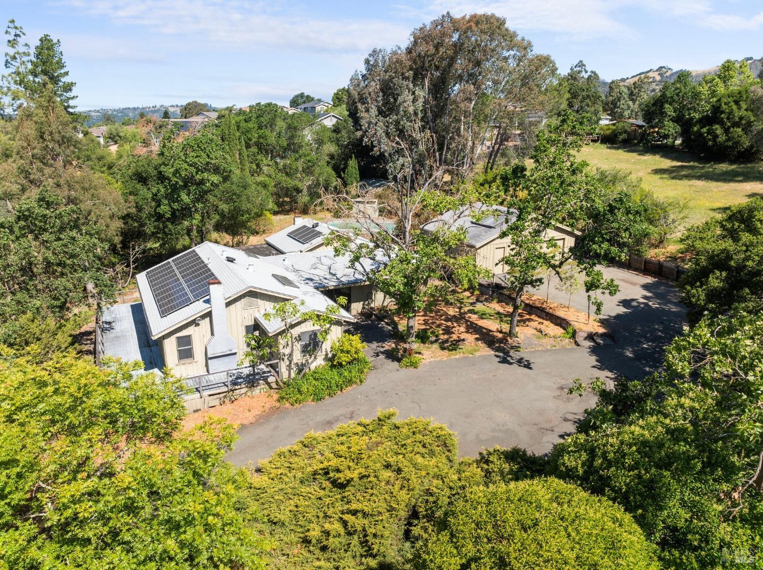 5715 Melita Rd