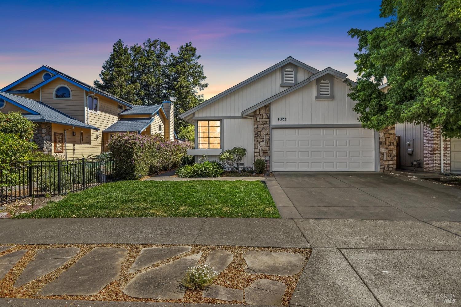 814 Stillson Dr