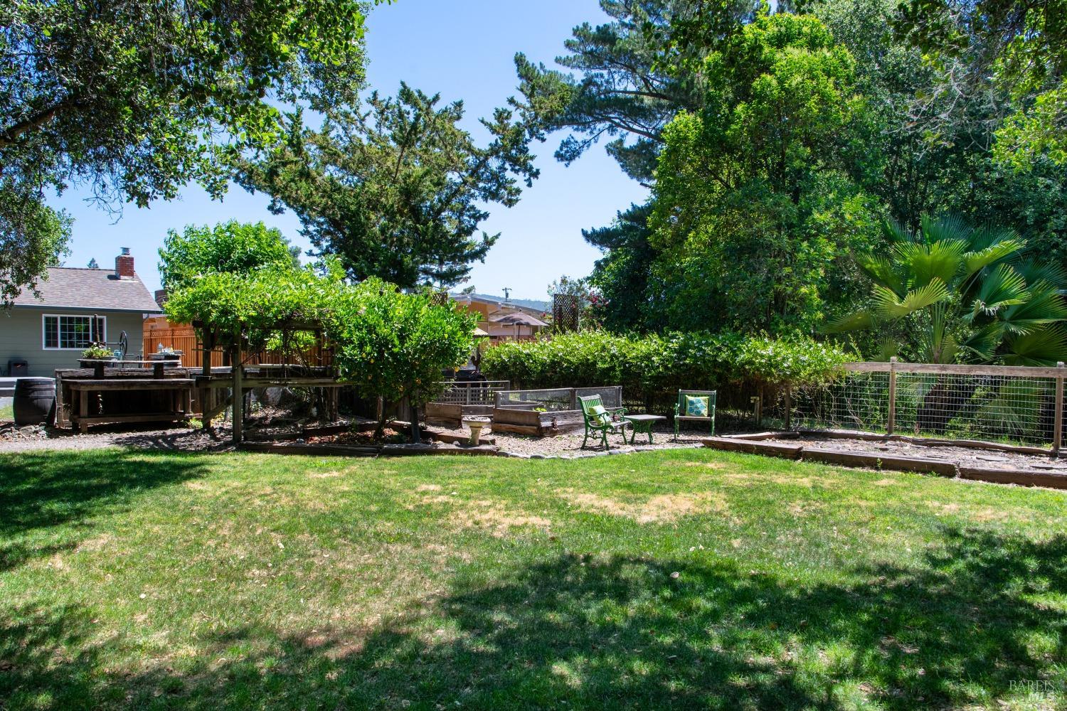 2513 Creekside Rd
