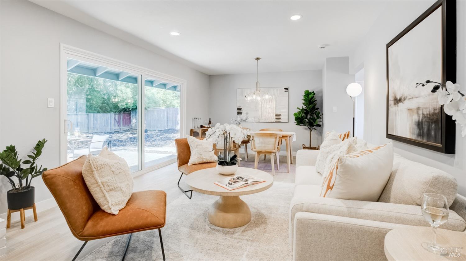 307 Ellen Ct
