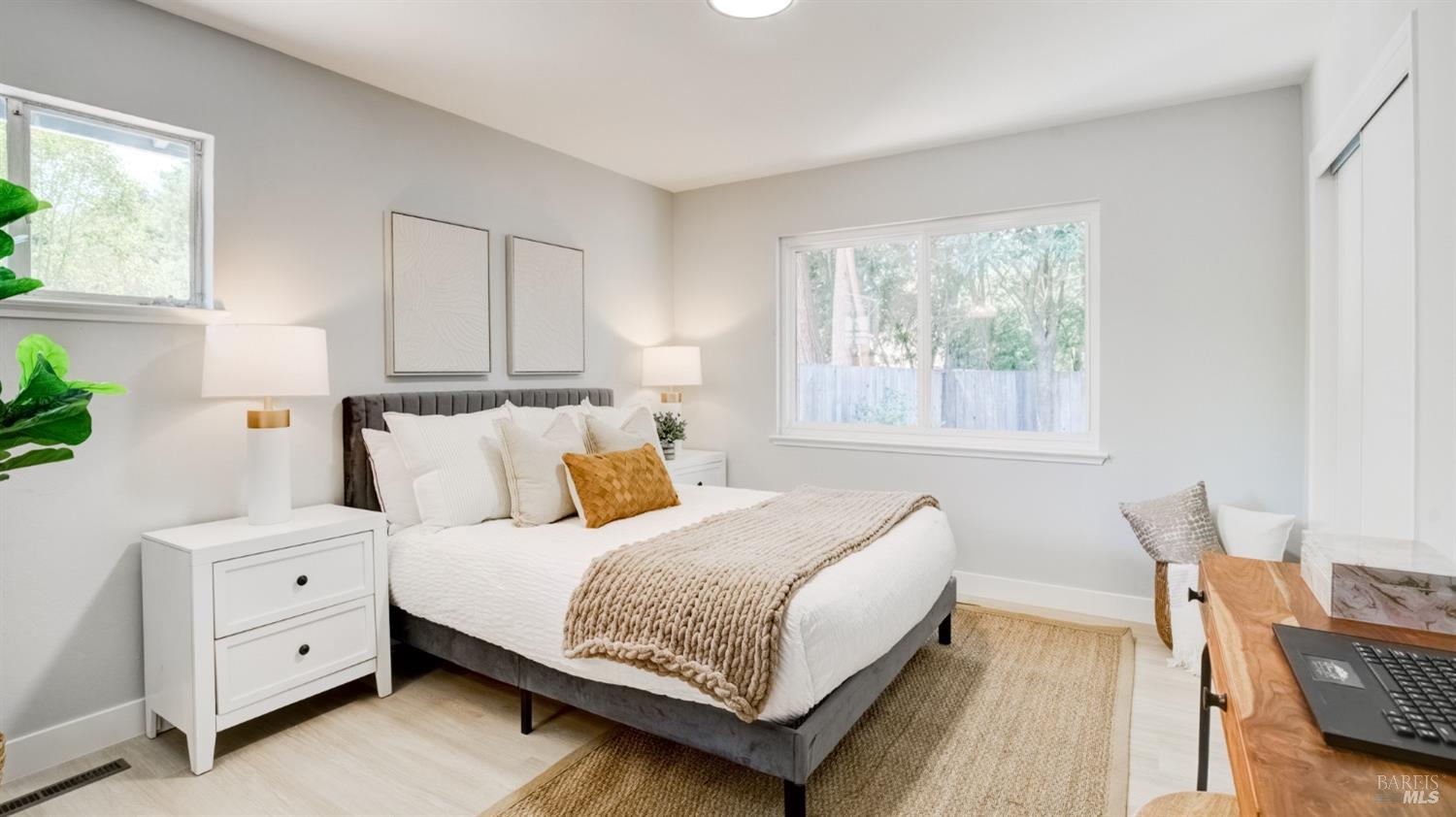 307 Ellen Ct