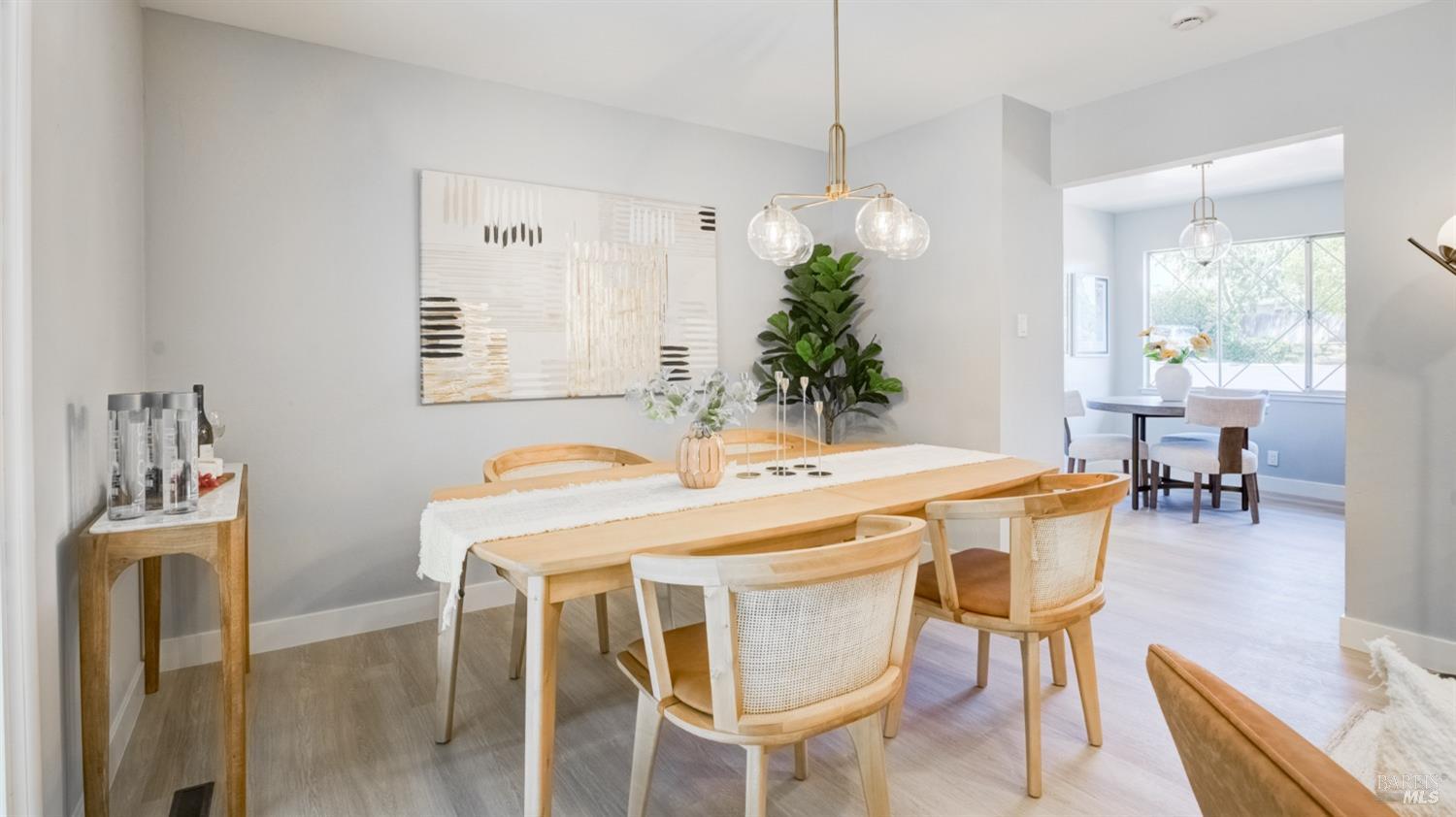 307 Ellen Ct