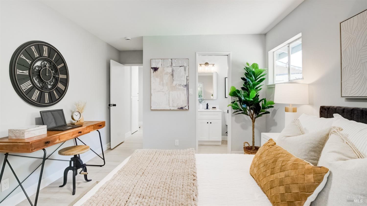 307 Ellen Ct