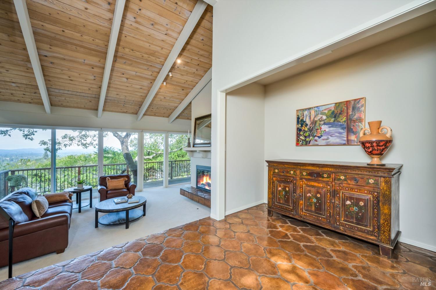 3600 Holly Ridge Dr