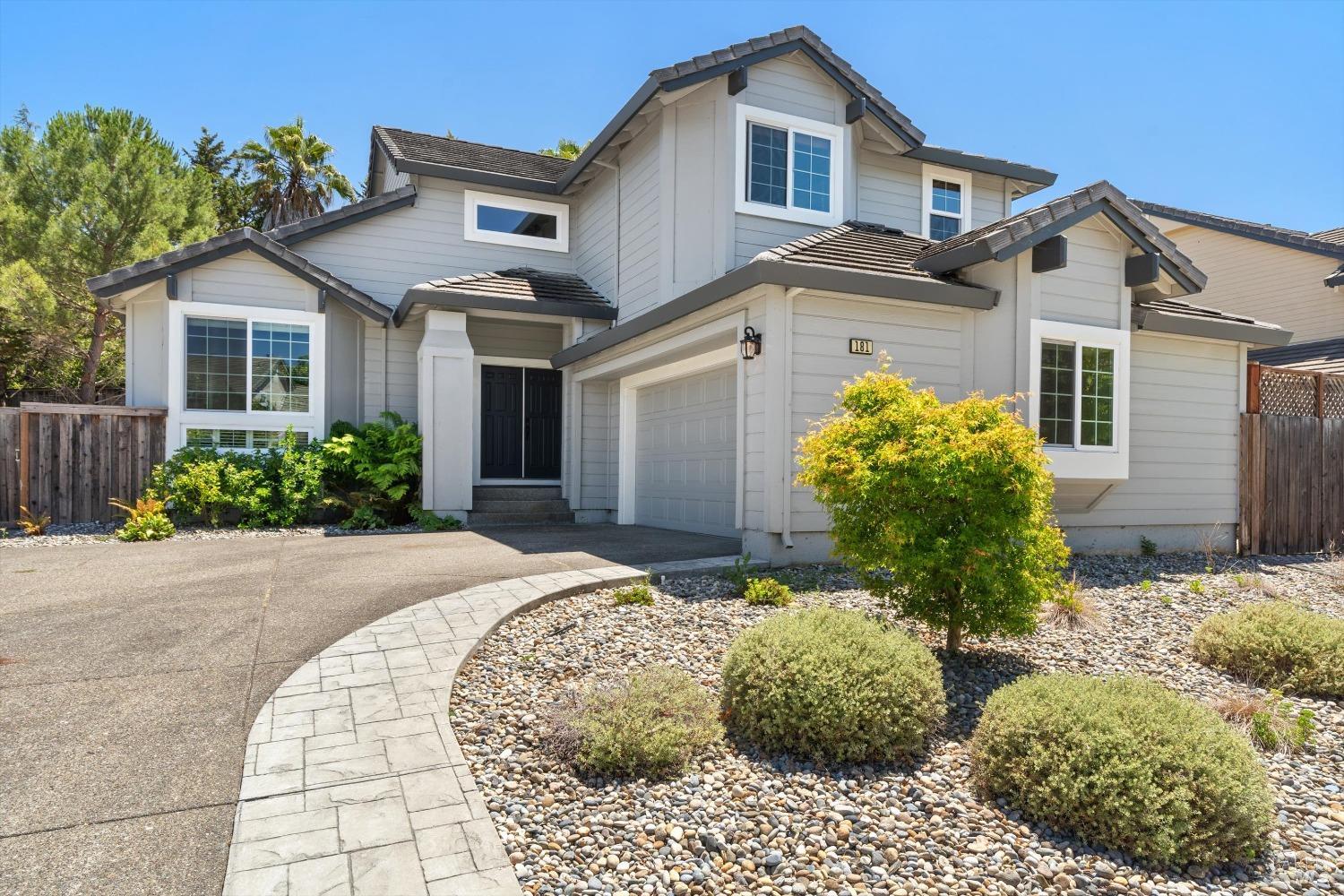 181 Grevillia Dr