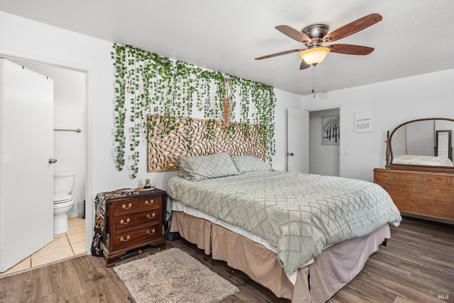 1140 Civic Center Dr