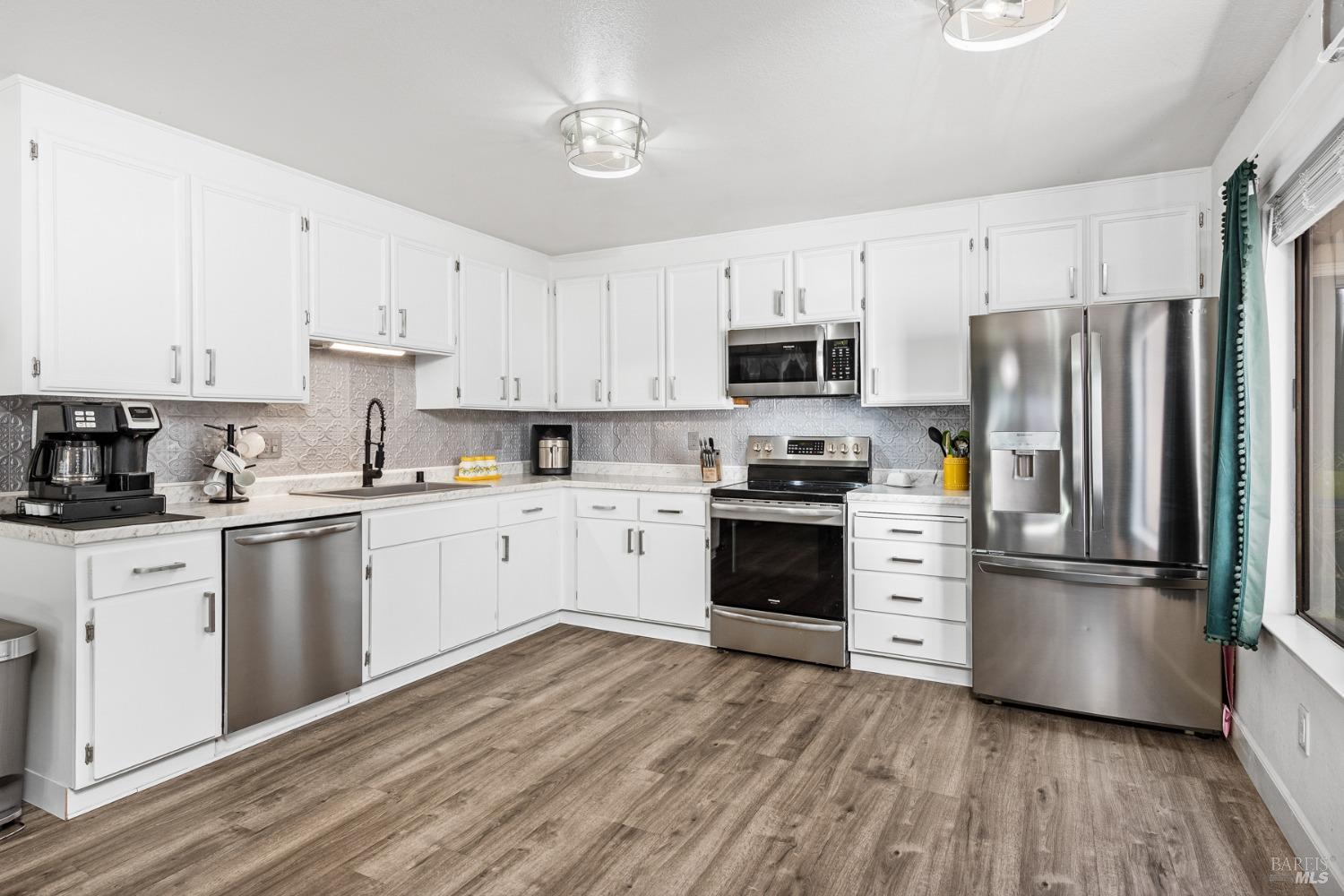 1140 Civic Center Dr