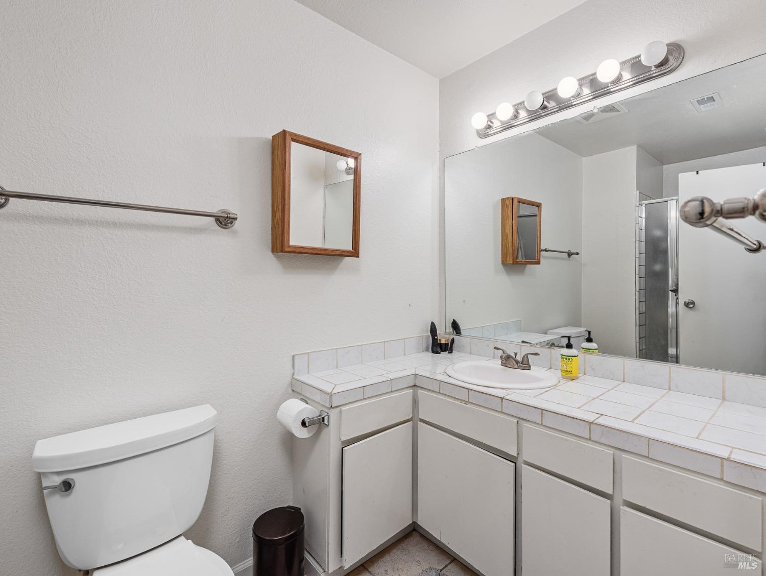 1140 Civic Center Dr