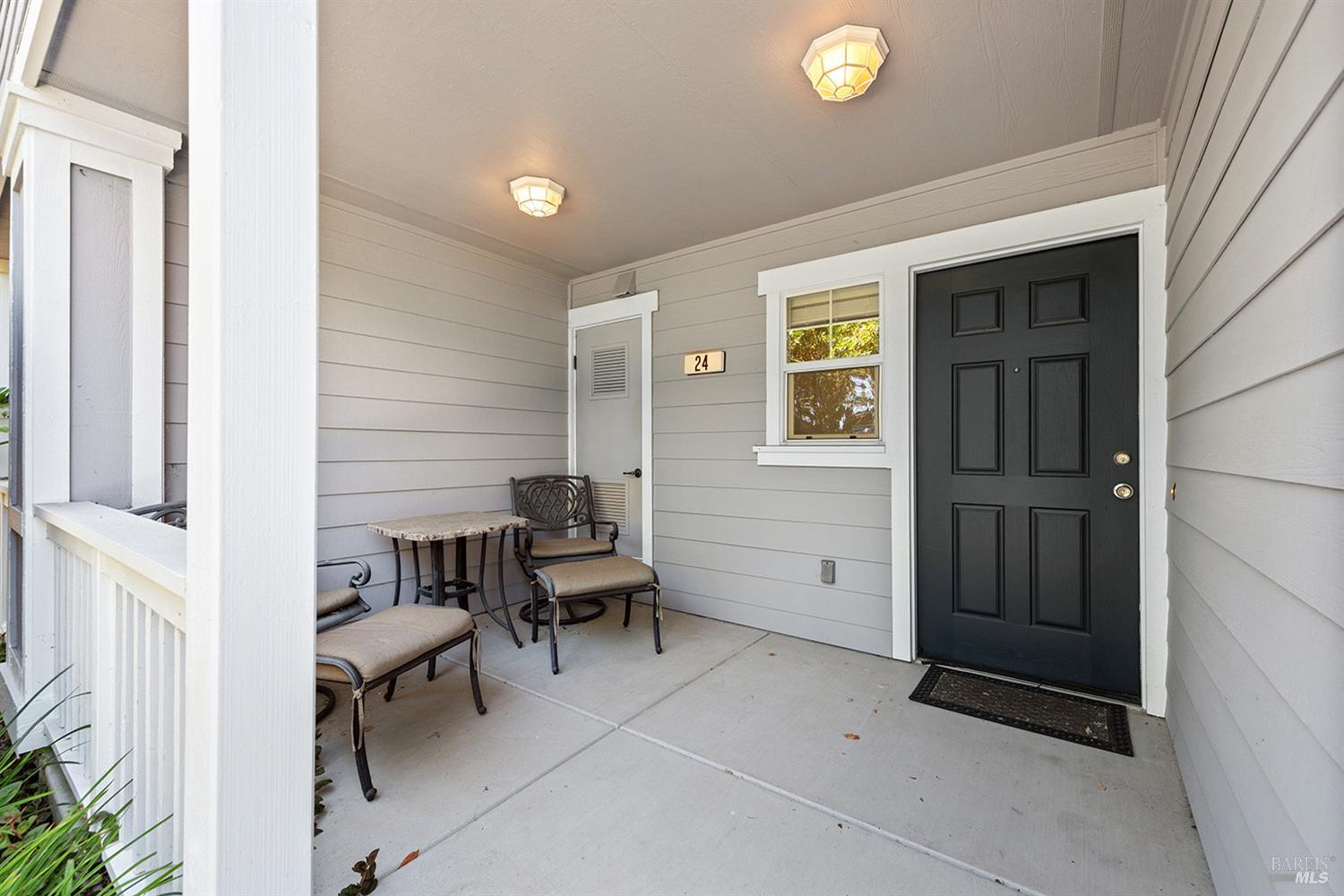 24 Kelly Dr