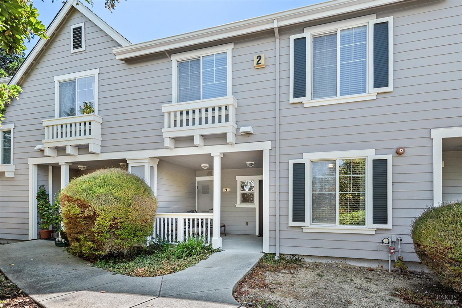 24 Kelly Dr