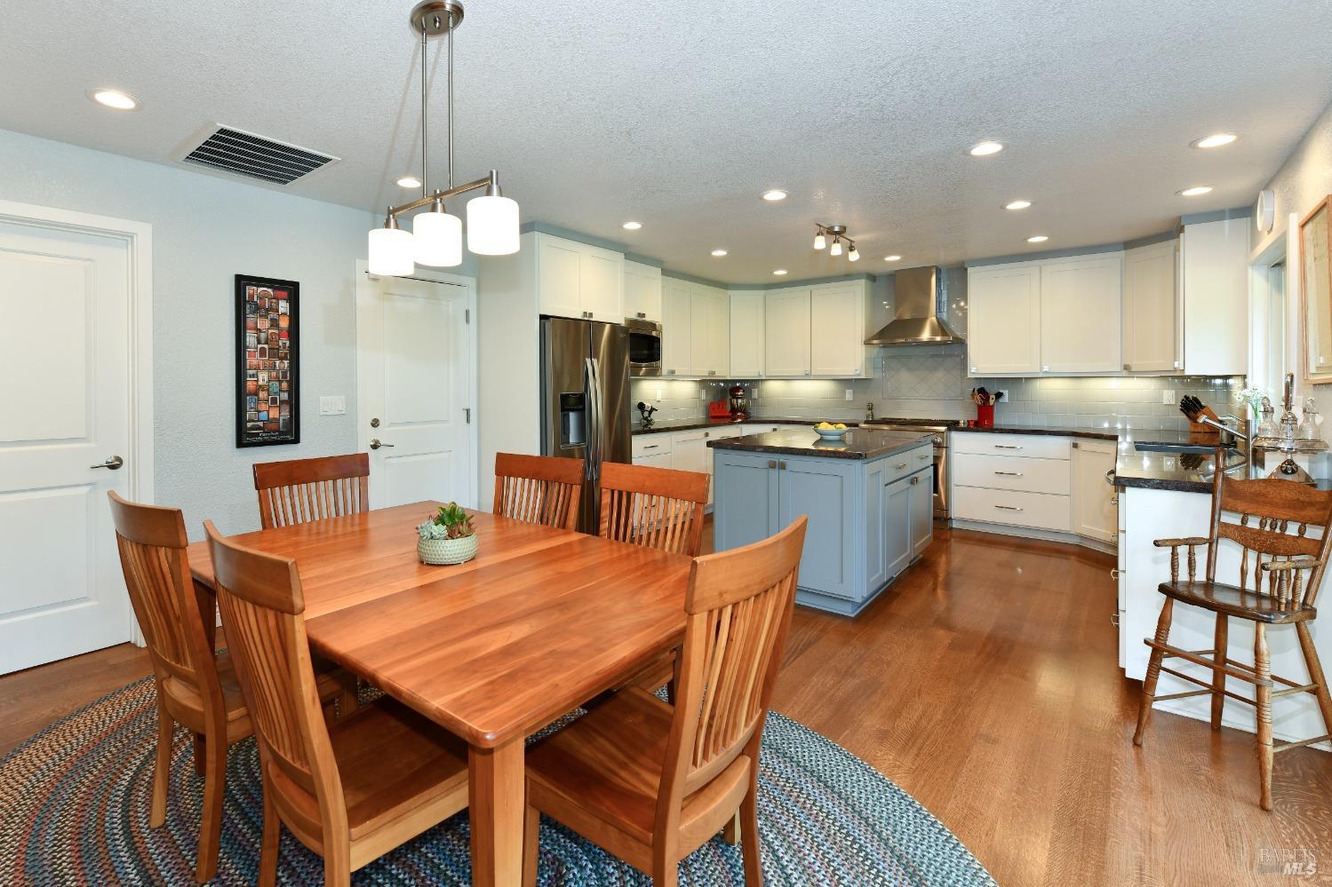 233 Saint Andrews Dr
