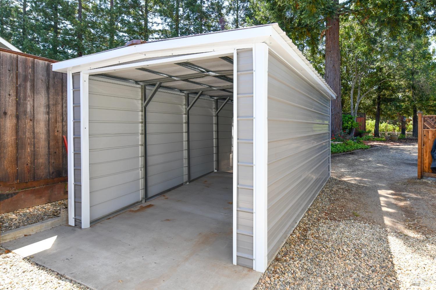 233 Saint Andrews Dr