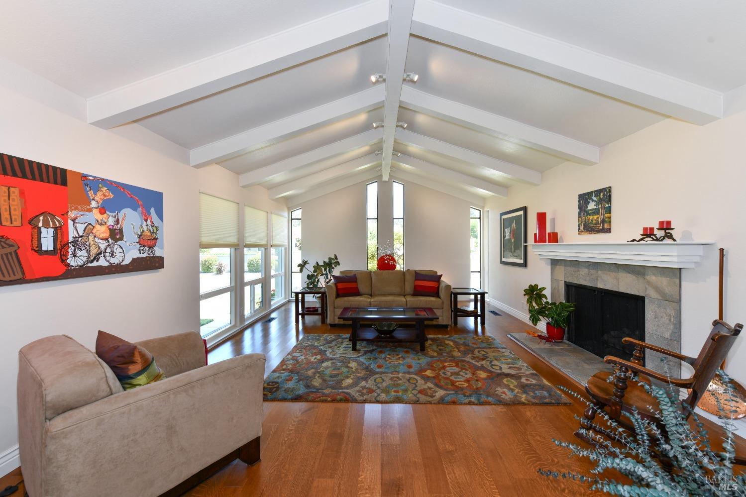 233 Saint Andrews Dr